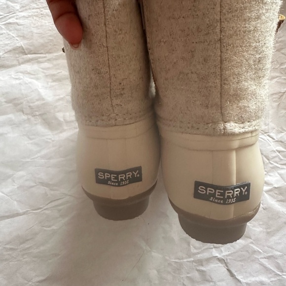 Sperry Women's Winter Boots - Cream and Tan - Picture 4 of 5